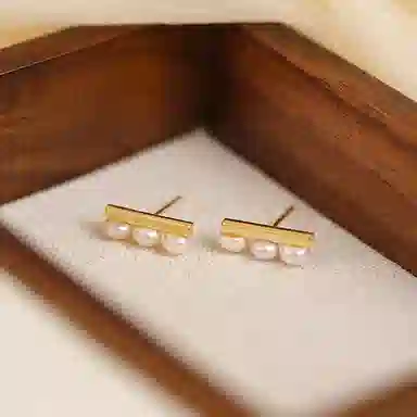 WAW