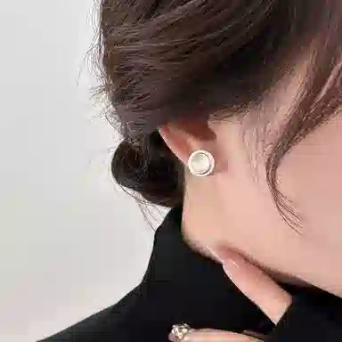 WAW
