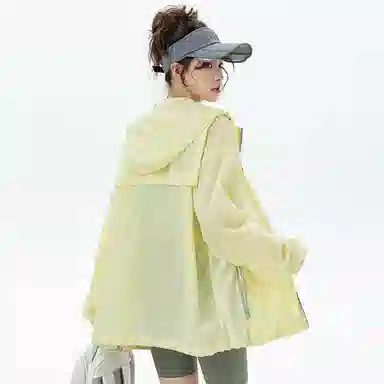 巴塞罗那足球俱乐部 宽松休闲山系户外登山钓鱼连帽薄款 超轻凉感防紫外线透气速干防晒服 男女同款