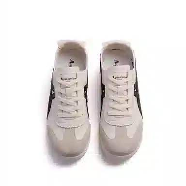 AQUASCUTUM