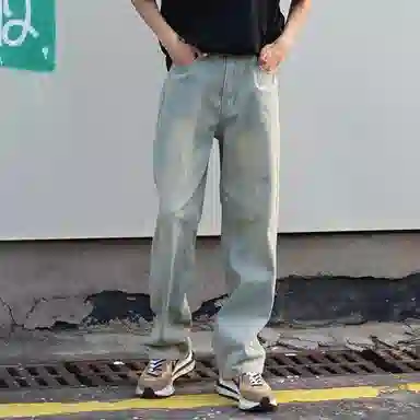 FUERZA Retro Straight Jeans