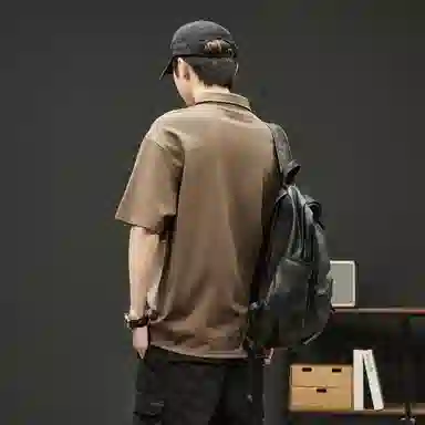 FUERZA VibeCleanFitpolologo T