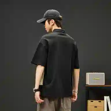 FUERZA VibeCleanFitpolologo T