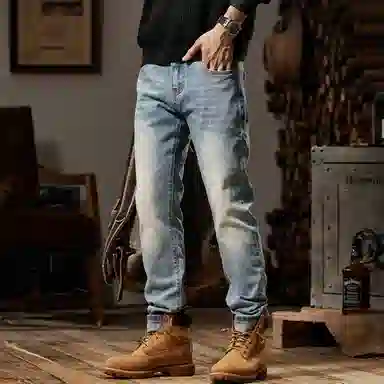 FUERZA Jeans
