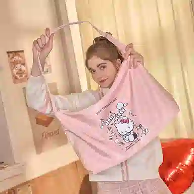 Hello Kitty tote