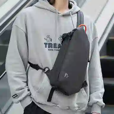 休闲斜挎包时尚骑行运动出行单肩背包 牛津纺 胸包 常规 男款 酷黑色