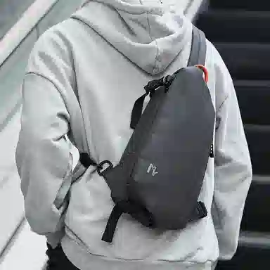 休闲斜挎包时尚骑行运动出行单肩背包 牛津纺 胸包 常规 男款 酷黑色