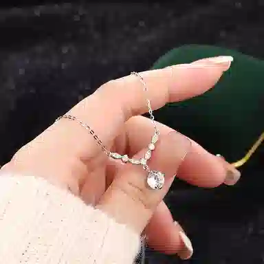 【纯银999 | 璀璨星光】  琉堇 星月系列 简约高级感小众设计轻奢百搭气质温柔妈妈女友通勤吊坠锁骨链 足银 项链 女款 告白礼盒