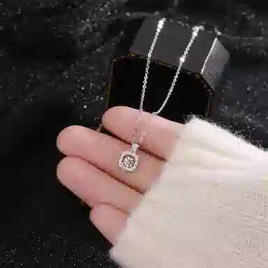 【S999足银|爆闪】 琉堇 璀璨之心 三秒心动灵动跳动的心 精致轻奢百搭高级感穿搭锁骨链 女神恋爱告白礼 锆石 纯银项链 女款