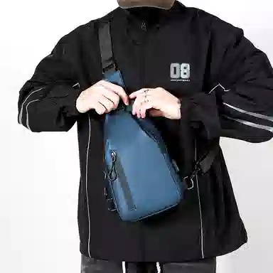 尊梵 韩版时尚简约 尼龙布 胸包 男款 多色