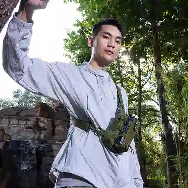 尊梵 迷彩徒步运动潮牌手机小斜挎包 尼龙 单肩胸包 男女同款情侣款 多色