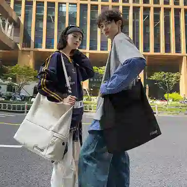 尊梵 轻便旅行包大容量健身包空间时尚收纳运动出差简约 尼龙 斜挎包 男女同款情侣款 多色