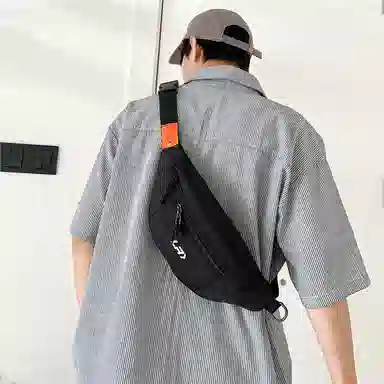 尊梵 日系小众设计百搭轻便 尼龙 胸包 男女同款情侣款 黑色/蓝色/白色