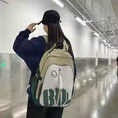 尊梵 大容量初中生结实耐用背包防水 尼龙 双肩包 男女同款情侣款 多色