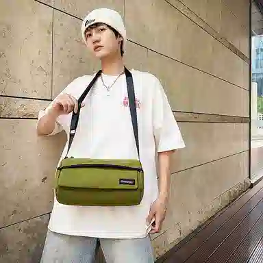 尊梵 运动出差训练包旅游行李 尼龙 圆筒单肩斜挎包 男女同款情侣款 多色