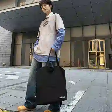 尊梵 轻便旅行包大容量健身包空间时尚收纳运动出差简约 尼龙 斜挎包 男女同款情侣款 多色