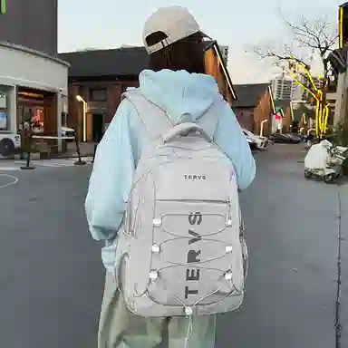 尊梵 高中大学生背包书包大容量通勤旅行登山电脑 尼龙 双肩包 男女同款情侣款 多色