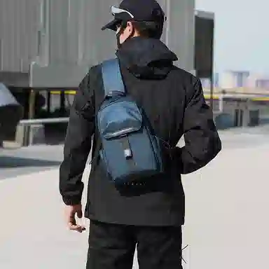 尊梵 时尚骑行小背包休闲 尼龙 单肩斜挎包胸包 男女同款情侣款 黑色/蓝色/灰色