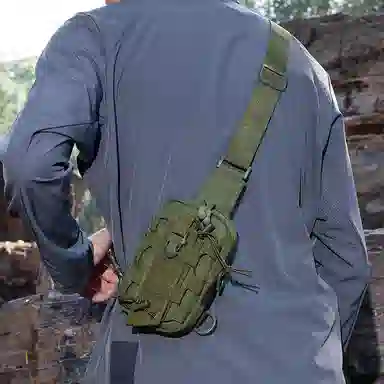 尊梵 迷彩徒步运动潮牌手机小斜挎包 尼龙 单肩胸包 男女同款情侣款 多色