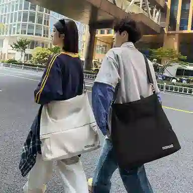 尊梵 轻便旅行包大容量健身包空间时尚收纳运动出差简约 尼龙 斜挎包 男女同款情侣款 多色