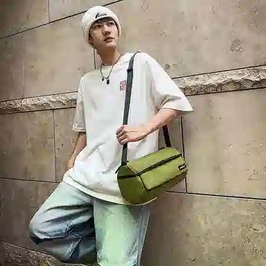 尊梵 运动出差训练包旅游行李 尼龙 圆筒单肩斜挎包 男女同款情侣款 多色