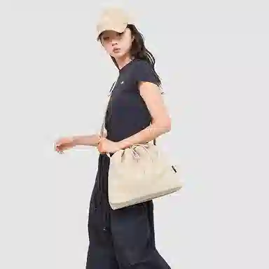 尊梵 时尚通勤韩版轻便纯色 尼龙 斜挎单肩包 常规 男女同款情侣款 多色