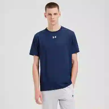 Under Armour T