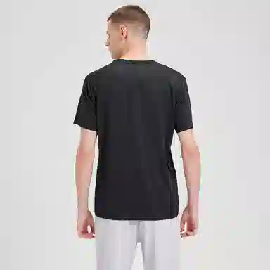 Under Armour T