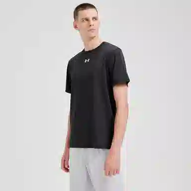 Under Armour T