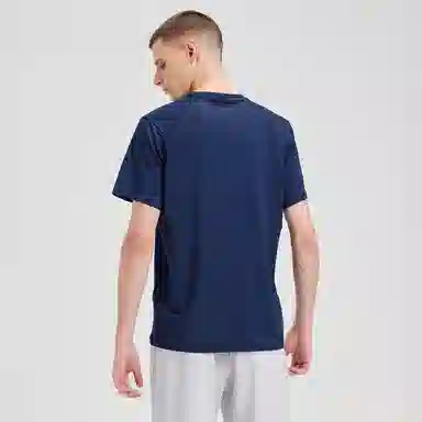 Under Armour T