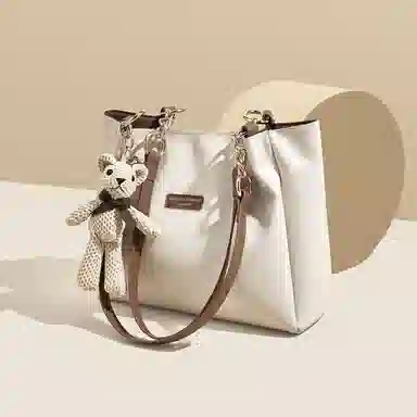 safiya Tote