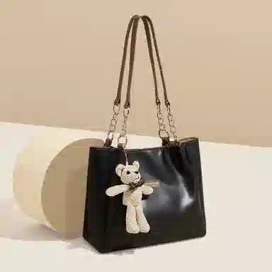 safiya Tote