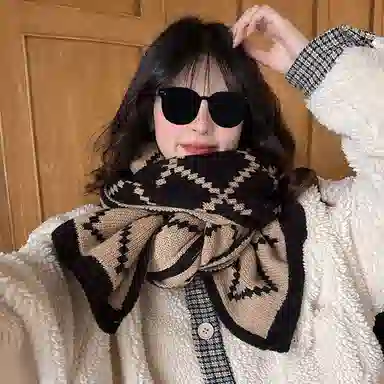 Joy&Mario Scarf Black Brown
