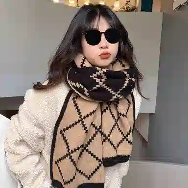 Joy&Mario Scarf Black Brown