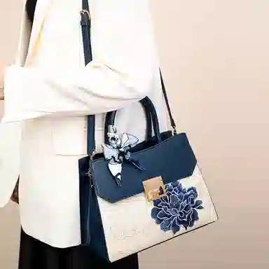 Vineo Peony Embroidery Handbag