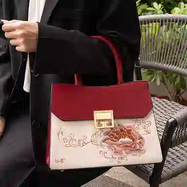Vineo Peony Embroidery Handbag