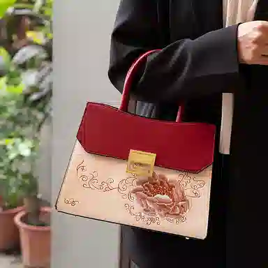 Vineo Peony Embroidery Handbag