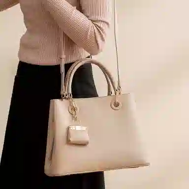 维尼奥 品牌通勤简约设计妈妈包高级质感休闲百搭大气女包优雅实用托特包 合成革 手提包单肩斜挎 常规 女款 多色