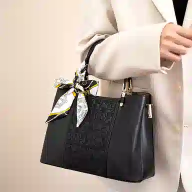 维尼奥 新中式刺绣高级感百搭大容量气质妈妈包通勤 合成革 手提包单肩斜挎 中号 女款 黑色/杏色/红色/蓝色