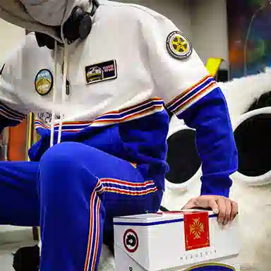 RAUH-Welt BEGRIFF Original Logo