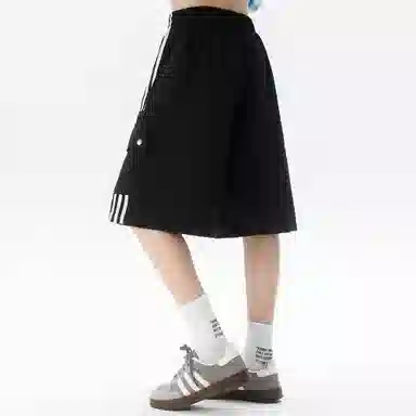 URBAN AUTHENTIC