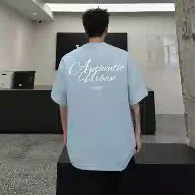 URBAN AUTHENTIC logoT