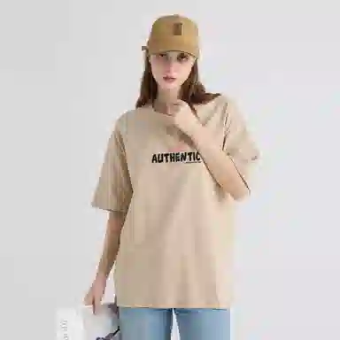 URBAN AUTHENTIC logoT