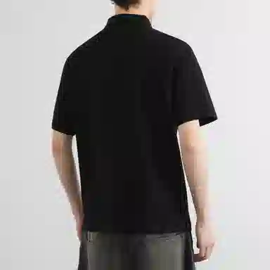 URBAN AUTHENTIC T