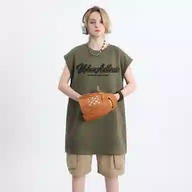 URBAN AUTHENTIC logoT