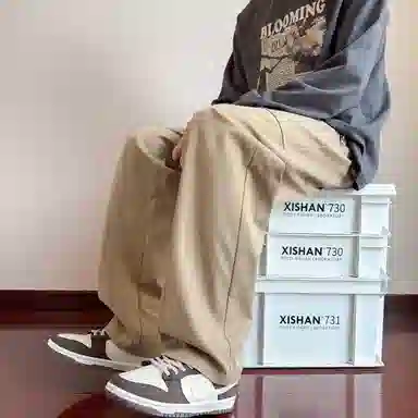 URBAN AUTHENTIC