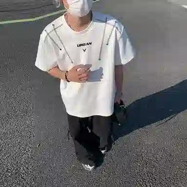 URBAN AUTHENTIC LogoT