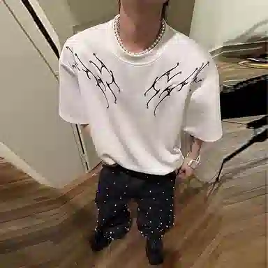 URBAN AUTHENTIC T