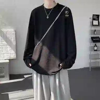 URBAN AUTHENTIC T