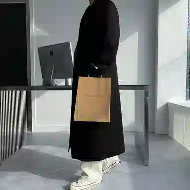 URBAN AUTHENTIC